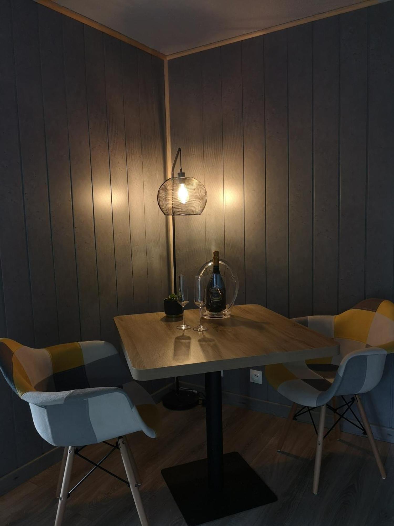 Hotel L'Imprévu Saint-Lary-Soulan Habitación foto